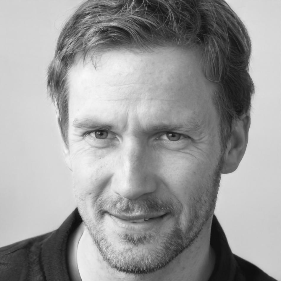 Instructor Carles Mendoza